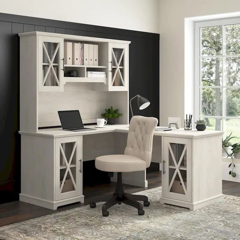 Bureau d'angle avec huche et rangements